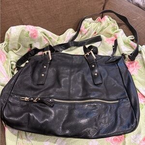 B. Makowsky Black Leather Shoulder Bag